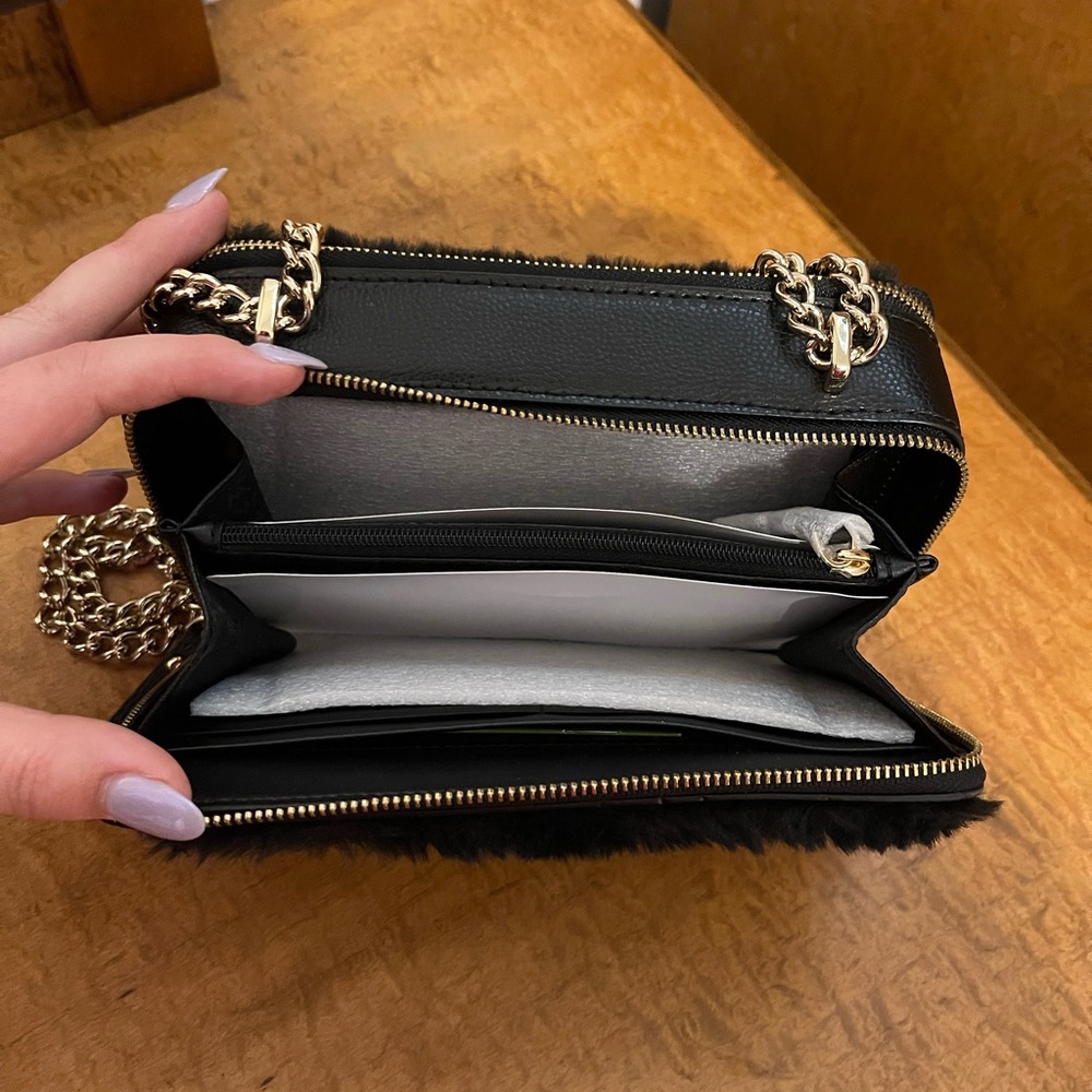 NWOT Kate Spade Faux Fur Cat Clutch with Crossbody Strap and Matching Keychain - Picture 4 of 5